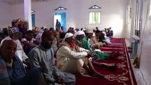 Somaliland'da bayram namazı kılan Müslümanlar cami ve meydanları doldurdu