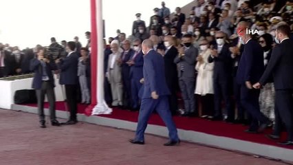 Son dakika: Cumhurbaşkanı Recep Tayyip Erdoğan, "İçlerinde hala 1974 öncesi katliamların özlemini çekenlerin olduğunu görüyoruz" dedi.