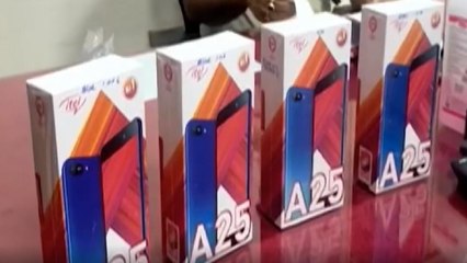 Jamshedpur police launches 'mobile bank' for online classes