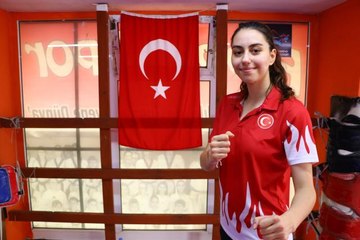 Milli tekvandocu Işıl Zafer, olimpiyat hedefiyle çalışmalarını sürdürüyor