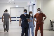 Kovid-19 nöbetindeki sağlık çalışanlarının buruk ama umutlu bayramı