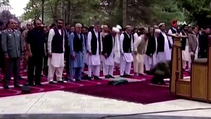 - Afganistan'da bayram namazı sırasında roketli saldırı