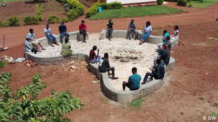 Cumpliendo sueños: un campus de talentos en Uganda