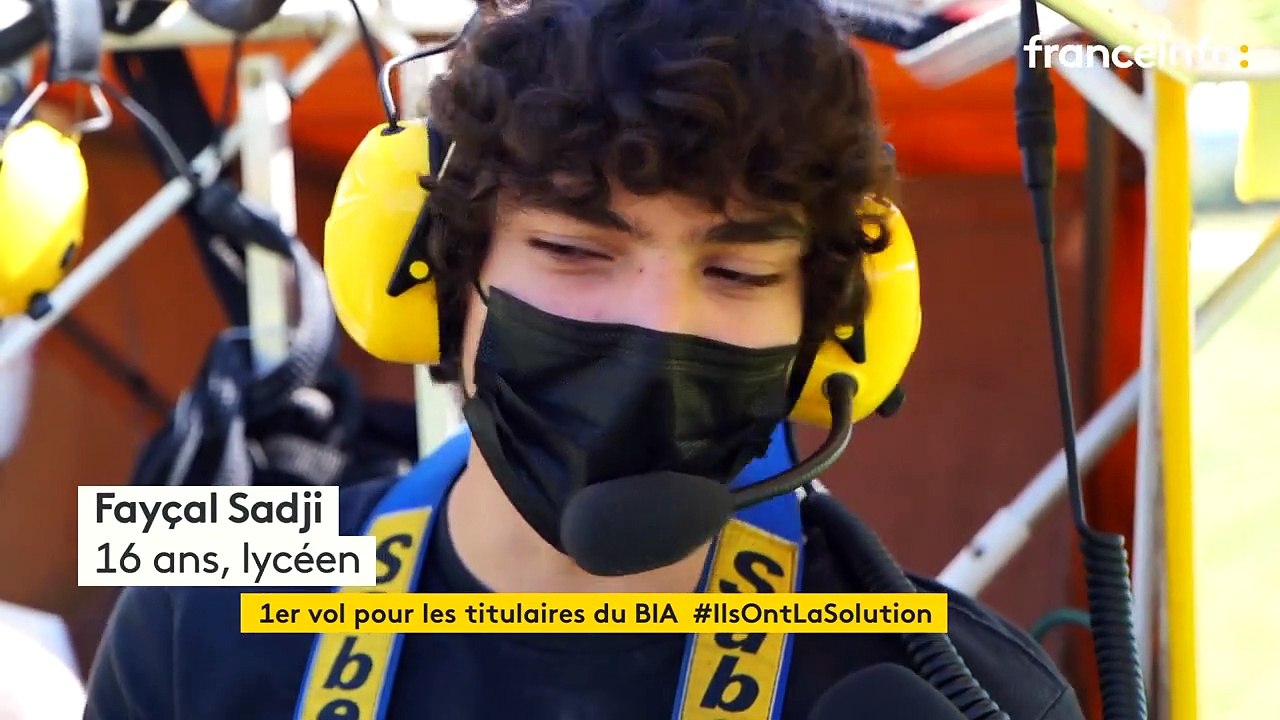 En Normandie, un baptême de l'air offert aux lycéens ayant leur brevet d'initiation à l'aéronautique