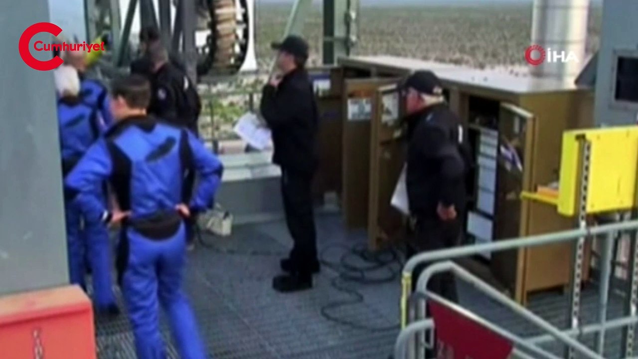 Milyarder iş insanı Jeff Bezos'un uzay aracı uzaya fırlatıldı