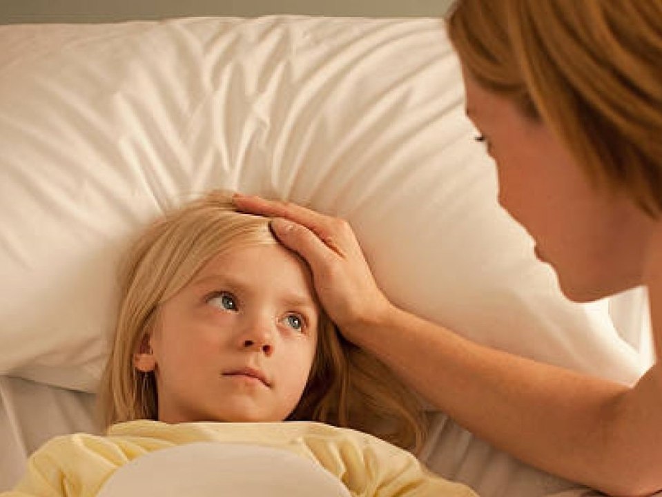 Übelkeit bei Kindern: Das hilft jetzt am besten