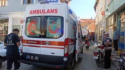 Yanan ekmek teknesini kurtarmak isteyen adam son anda kurtarıldı