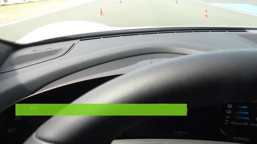 Présentation Porsche Taycan