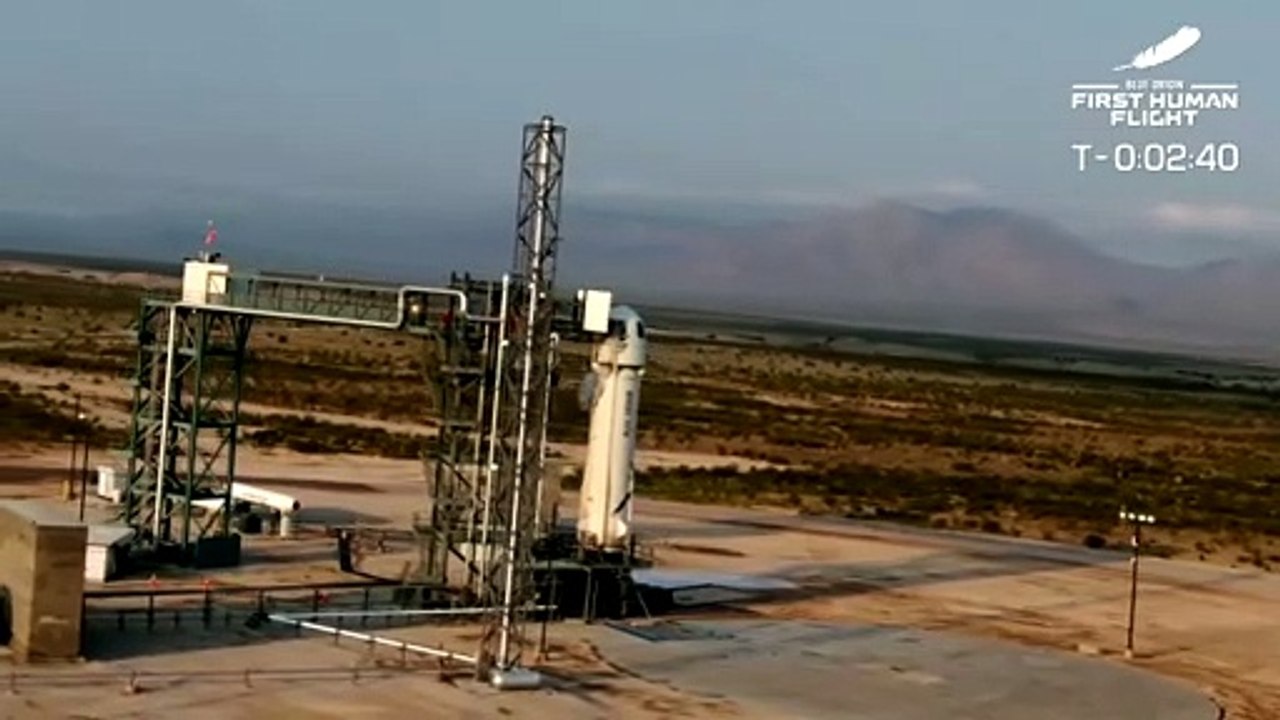 Jeff Bezos cumple el sueño de alcanzar el espac...