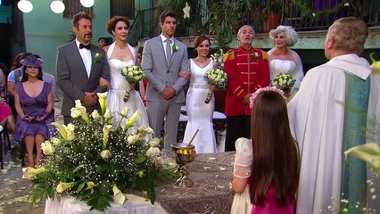 Así en el Barrio como en el Cielo - Jacky arruina la boda triple.