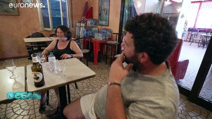 «Уходит рыбак в свой опасный путь...»