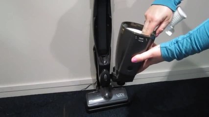 Yoo Digital Hurricane 1600 vidage et nettoyage