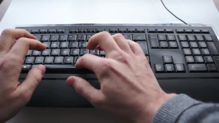 Les Numériques : bruit de claviers