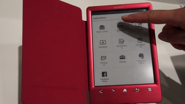 Les Numériques : Prise en main de la Sony PRS-T3