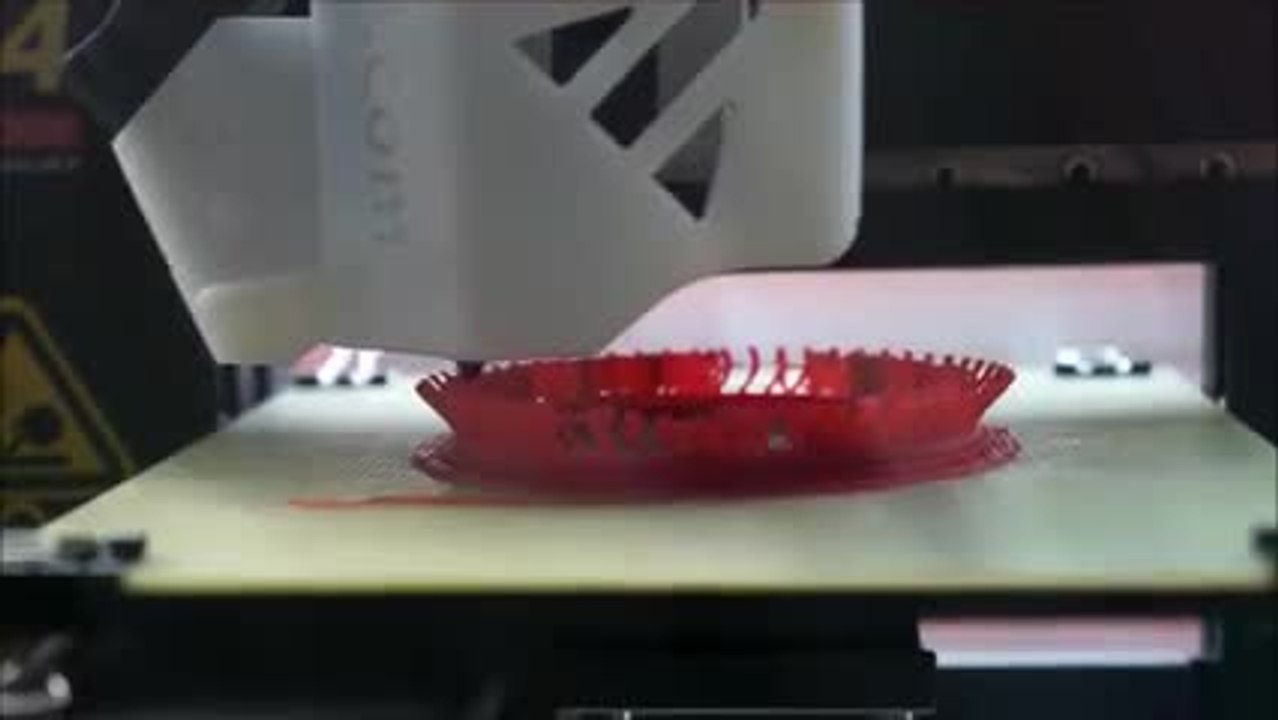 Les Numériques : Prise en main de l'imprimante 3 D Easy 120