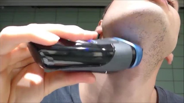 Les Numériques : Rasage avec le rasoir électrique Braun CoolTec° CT2CC