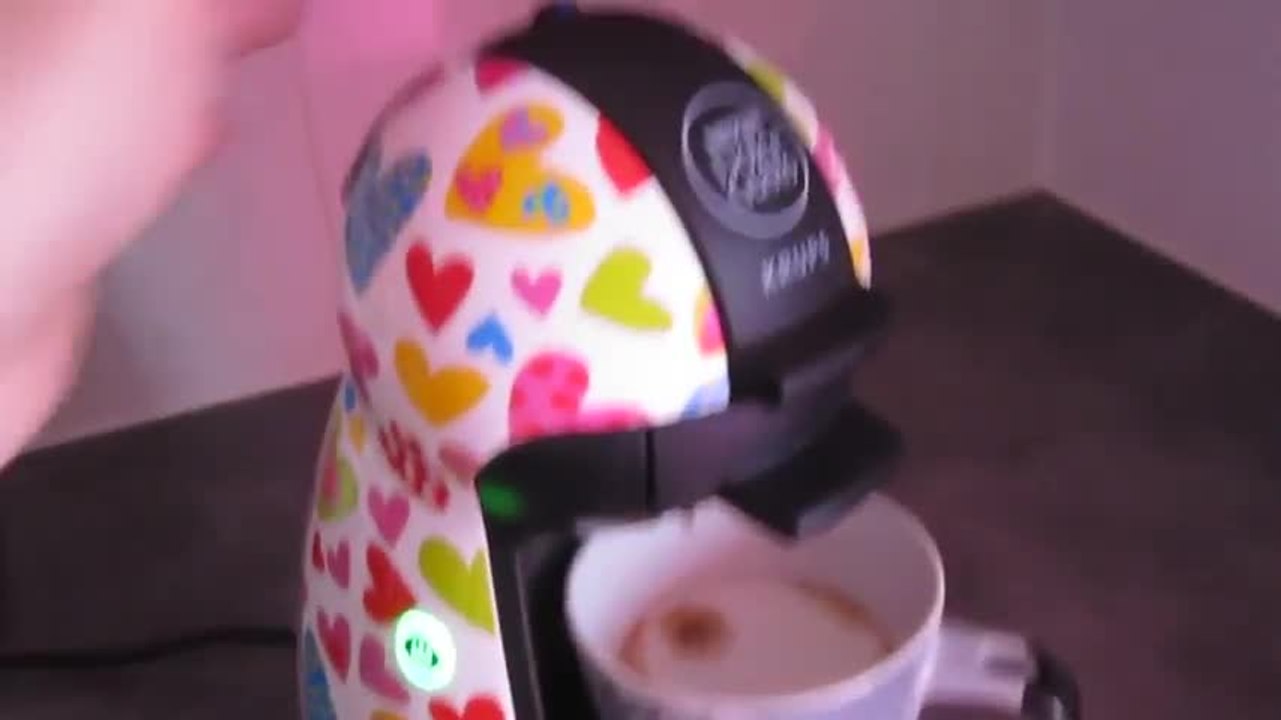 Les Numériques : Cafetière à dosettes Nescafé Dolce Gusto Piccolo fin de réservoir