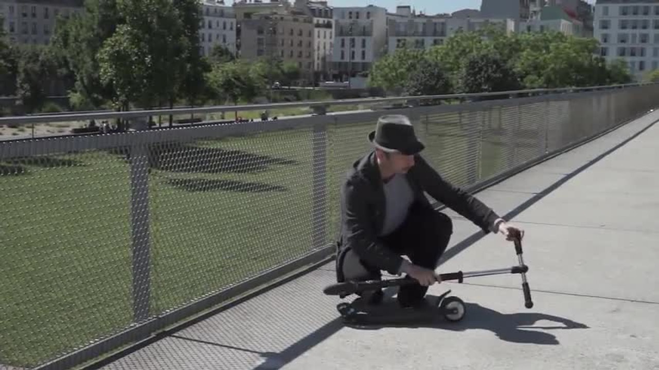 Les Numériques : Trottinette E-Micro One