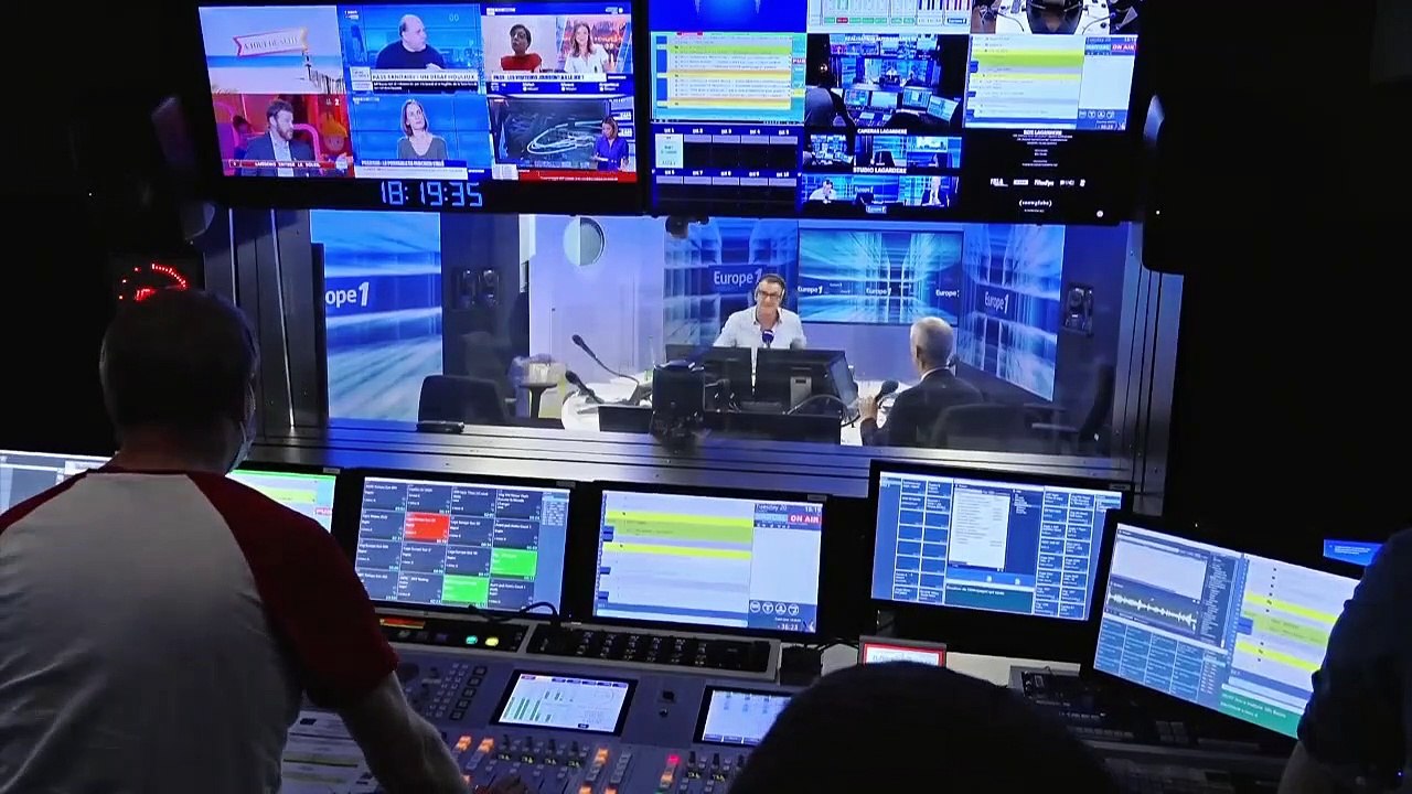 Emmanuel Macron ciblé par le logiciel Pegasus : "ces faits sont très graves", juge Franck Riester