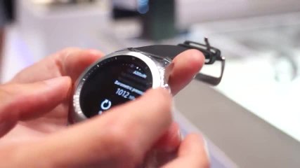 IFA 2016 - Prise en main de la montre connectée Samsung Gear S3