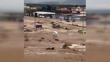 - Suudi Arabistan'ın Necran eyaleti sel sularına teslim oldu