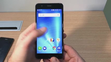 CES 2017 - prise en main des Asus ZenFone Zoom 3 et ZenFone AR