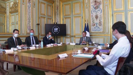 Макрон под контролем Pegasus?