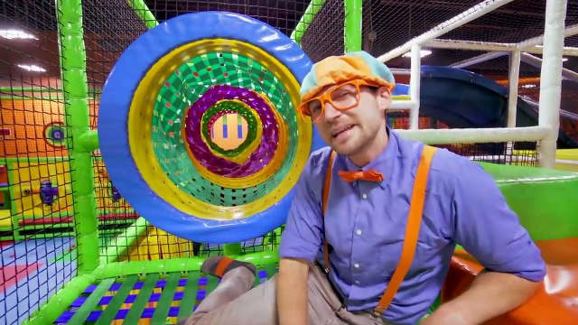 Blippi aprende los cinco sentidos | aprende con blippi | videos educativos