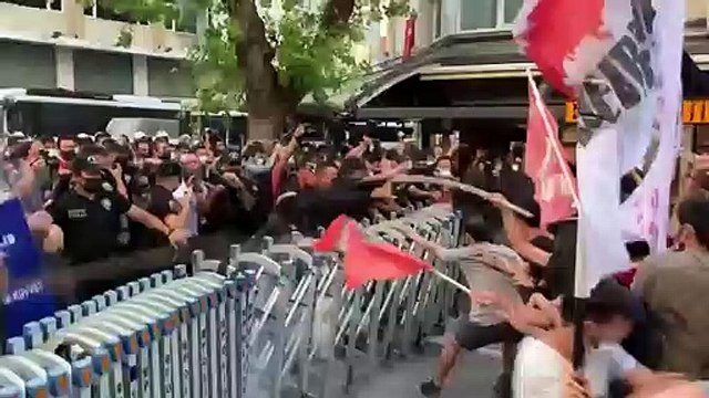 Ankara, İzmir ve İstanbul'da Suruç Katliamı anmasına polis engeli