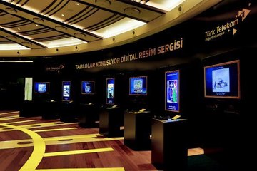 Telefon Kütüphanesi? uygulaması ile görme engellilerin hayatı kolaylaşıyor