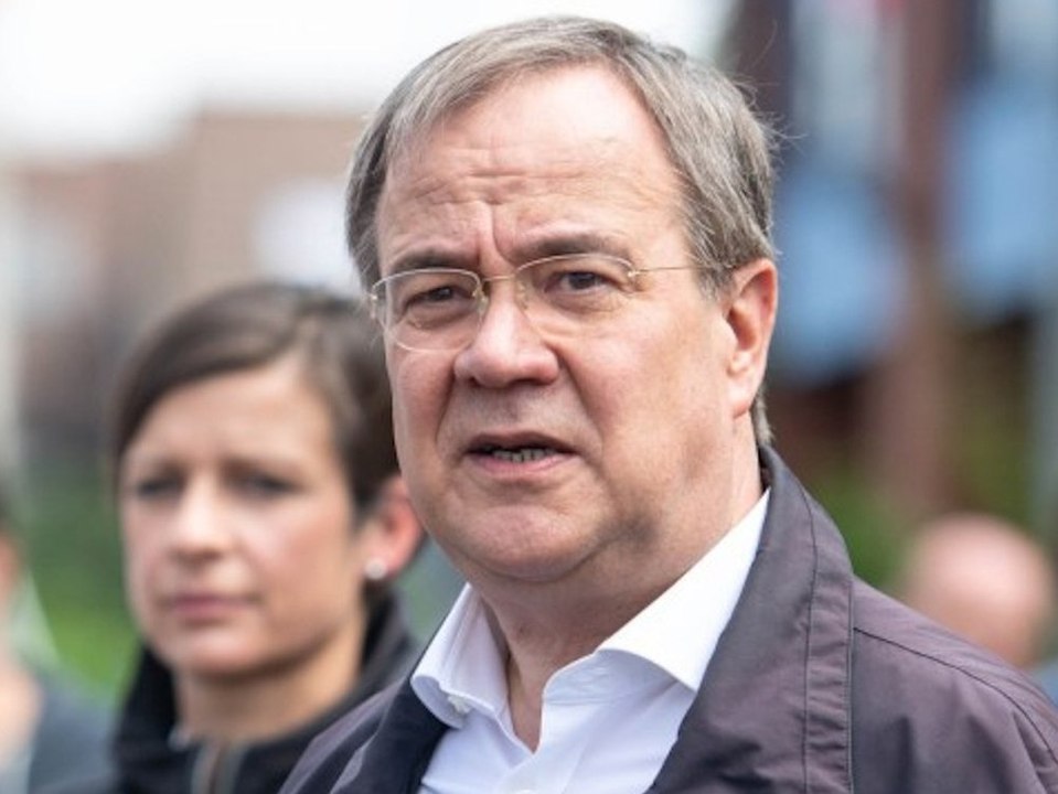 Armin Laschet: So viel zahlt NRW an die Hochwasser-Opfer