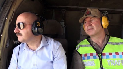 AĞRI - Vali Varol, helikopterle Ağrı-İran kara yolunda bayram trafiğini denetledi
