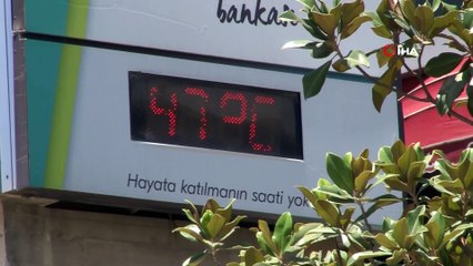 Elazığ’da termometreler 47 dereceyi gösterdi, caddeler boş kaldı