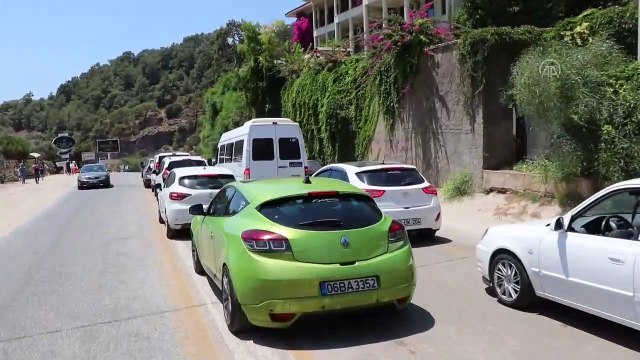MUĞLA - Turizm merkezlerinde bayram tatili yoğunluğu devam ediyor