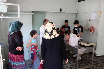 Kurbanlık telaşı yerini kıyma çektirme telaşına bıraktı