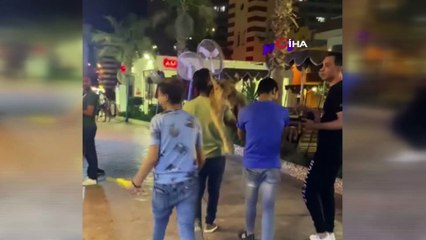 - Mısır'da sokakta aslanla gezen 3 kişi tutuklandı