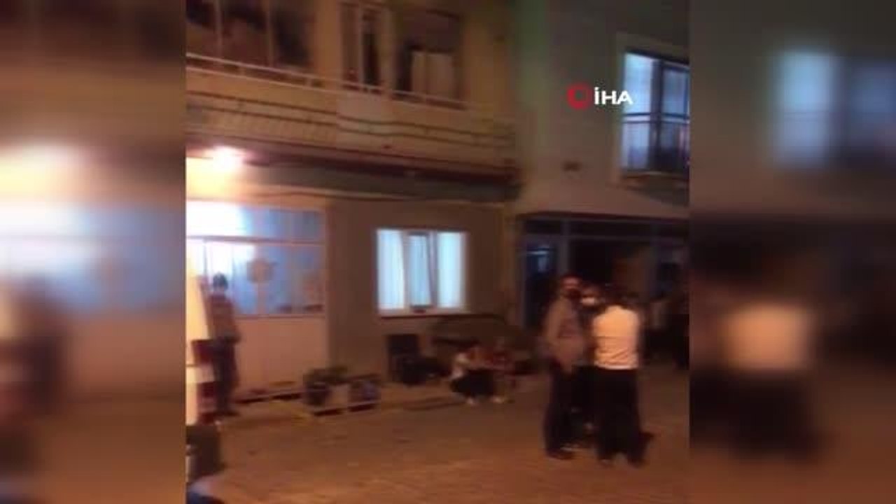 2 yıl önce barıştığı annesini boğazını keserek öldürdü