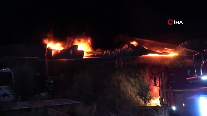 Kozan’da geri dönüşüm tesisinde yangın