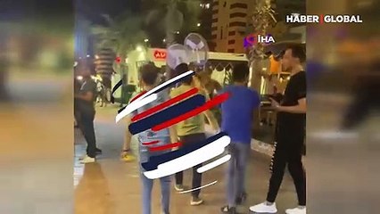 Mısır'da sokakta aslanla gezdiler