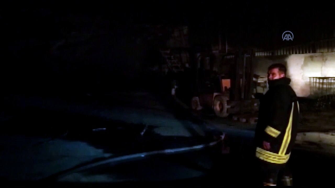 ADANA - Geri dönüşüm fabrikasında çıkan yangın söndürüldü