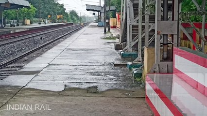 Wap-5 screaming Howrah-Maldatown Express skipping furiously in a rainy day __ Indian Railway