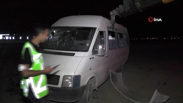 Tarım işçilerini taşıyan minibüs takla attı: 1 ölü, 14 yaralı