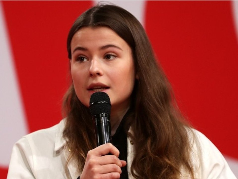 'Zynisch und verlogen': Luisa Neubauer teilt gegen Armin Laschet aus