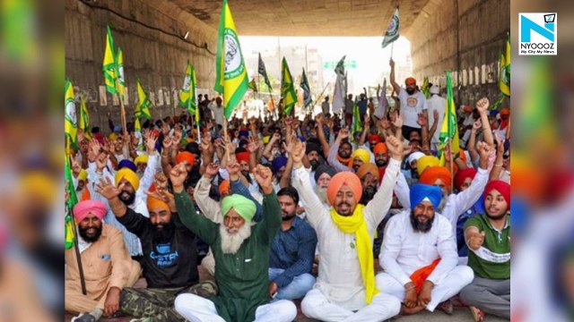 #FarmersProtest: Rahul Gandhi protests at Parliament as farmers rally towards Delhi