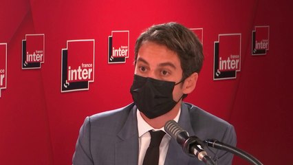 "Le Président n'écarte pas à terme une vaccination obligatoire, mais on peut convaincre encore des Français qui hésitent" (Gabriel Attal)