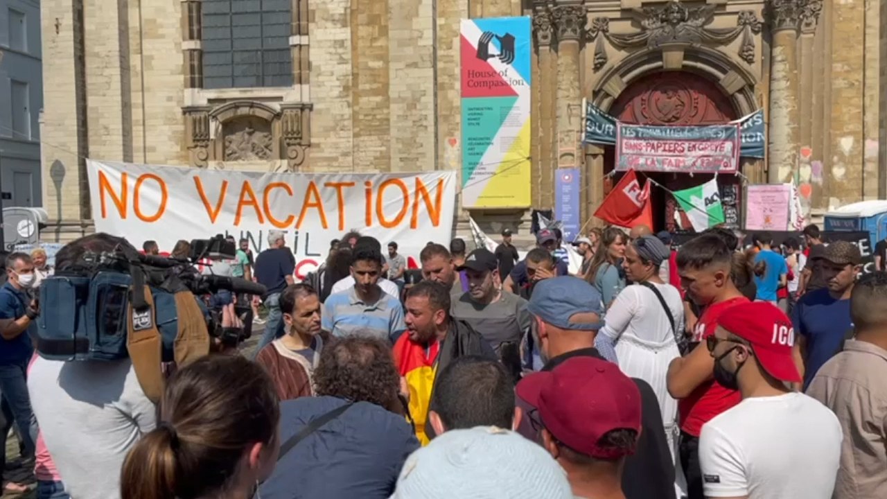 La grève de la faim des sans-papiers à Bruxelles est suspendue