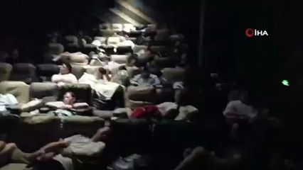 - Selin vurduğu Çin’de bir sinema salonu ücretsiz barınma merkezine dönüştürüldü