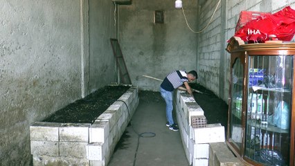 İnternette görüp başladı...1 milyon solucanla aylık 1 ton gübre üretiyor