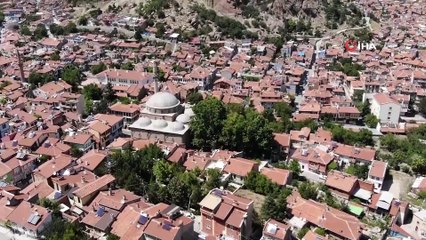 Eşsiz manzarayı seyretmek için 625 merdiven basamağı çıkıyorlar