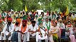 Paid tribute to martyr farmers at beginning of Kisan Sansad